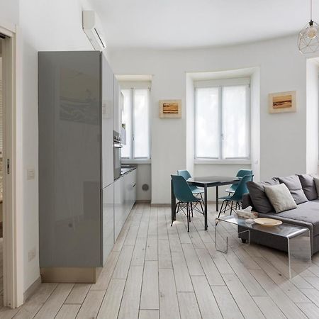 Spacious Retreat Steps From Lambrate Metro- Via Pacini Milan Bagian luar foto