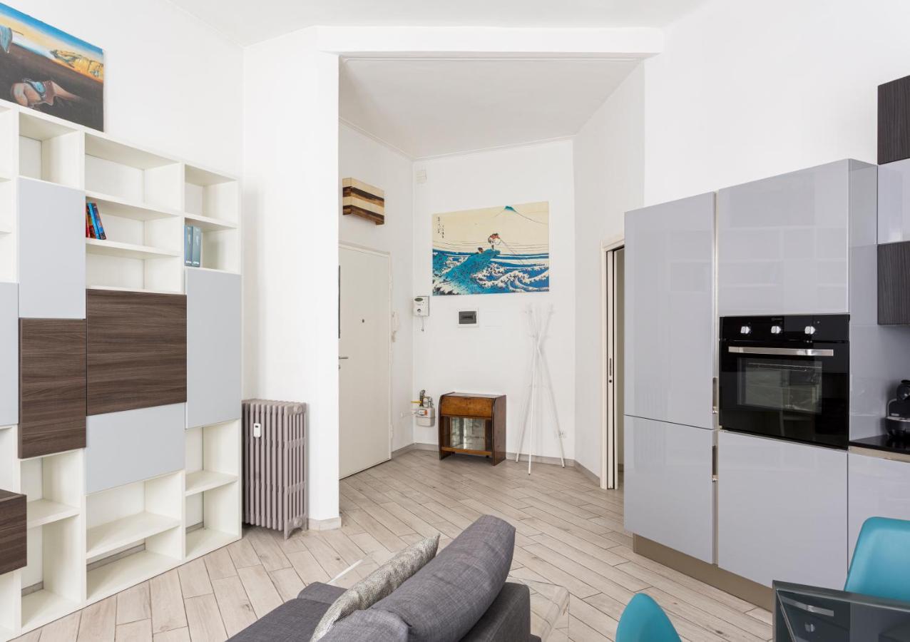 Spacious Retreat Steps From Lambrate Metro- Via Pacini Milan Bagian luar foto